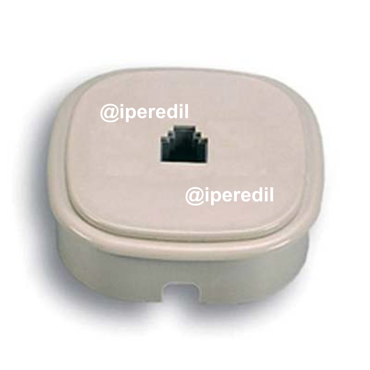 PRESA A PARETE 1 PLUG 6/4 FME