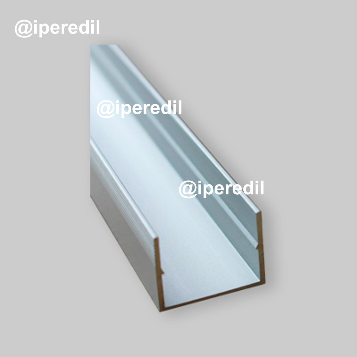 PROFILO COMPENSATORE +1 CM PER SERIE DOCCIA "ESSENCE" Nero Opaco