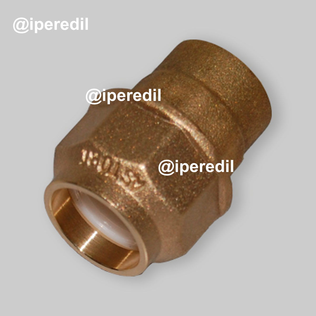 RACCORDO DIRITTO FEMMINA PER POLIETILENE CON ANELLO IN RESINA 1"1/4 x Ø40 mm