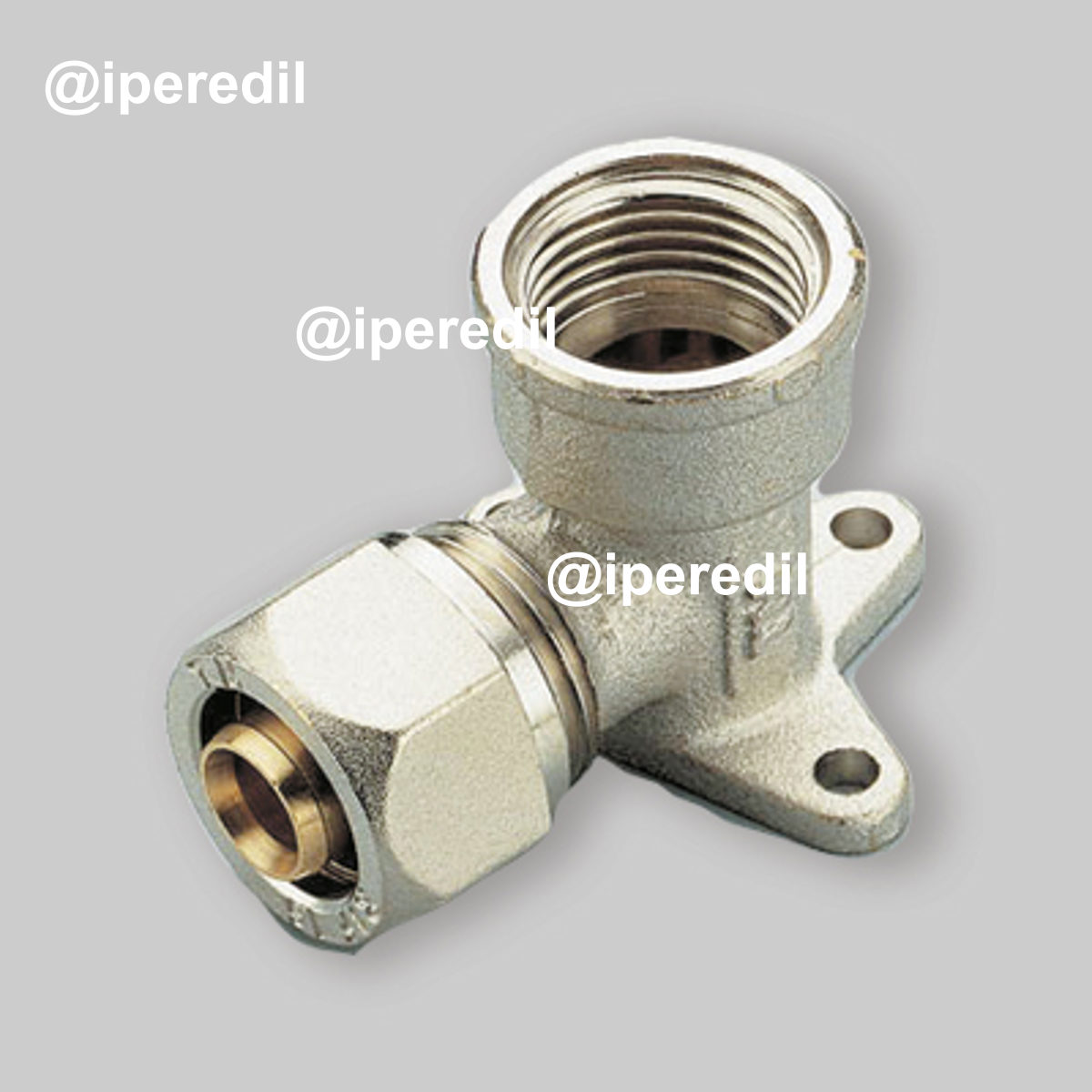 GOMITO FEMMINA FLANGIATO A COMPRESSIONE PER TUBO MULTISTRATO TM 1/2" - Ø16x2,0 mm