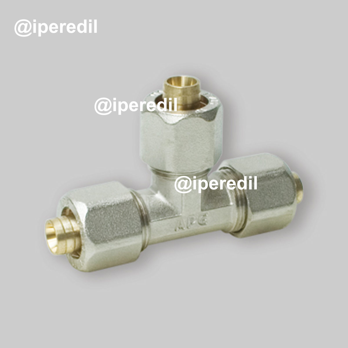 TEE A COMPRESSIONE PER TUBO MULTISTRATO APE Ø26 (3,0) mm