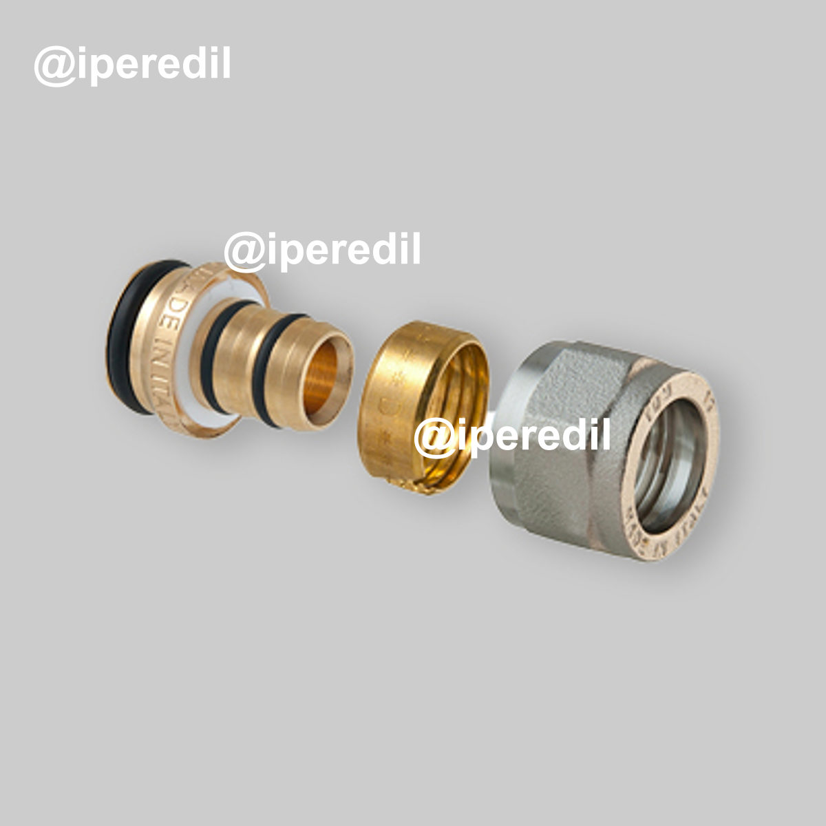 ADATTATORE PER TUBO MULTISTRATO Ø18 x 3/4"